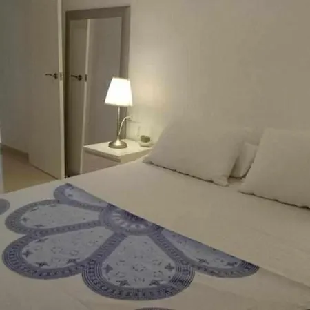Brisas De Apartment *